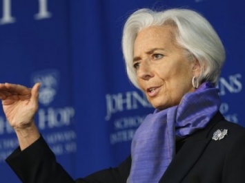 Глава МВФ ожидает "сжатия" экономики России