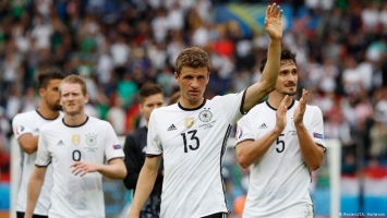 Германия встретится в одной восьмой финала Евро-2016 со Словакией