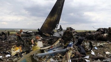 Муженко дал показания по делу о сбитом сепаратистами самолете Ил-76 в Луганске
