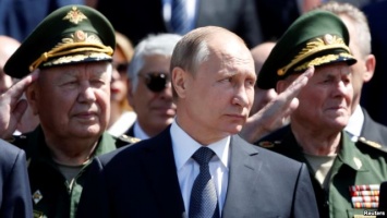 Путин обвинил НАТО в «агрессивных действиях» и призвал Россию «дать ответ»