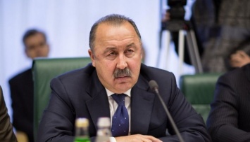 Экс-тренер сборной РФ по футболу идет на выборы в Госдуму