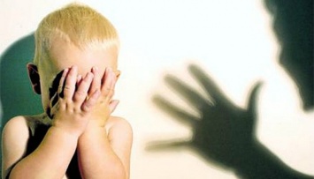 Ученые: Дети, подвергавшиеся насилию в детстве, могут стать наркоманами