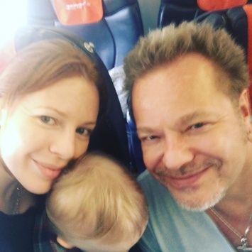 Владимир Пресняков и Наталья Подольская вместе с сыном отдыхают в Испании