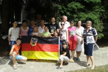 Авдеевка встречала школьников, вернувшихся из поездки по Германии (ФОТО)