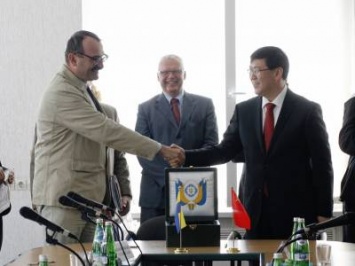 Украина и Китай будут сотрудничать в научно-технической сфере - Минобразования