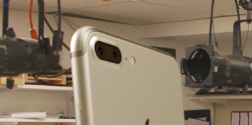 Выпущен первый клон iPhone 7 на Android [фото]