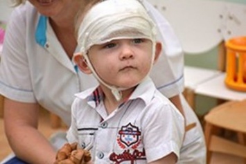 Найденного избитым в Одессе малыша готовят к усыновлению