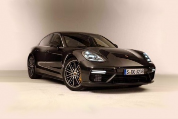 Снимки нового Porsche Panamera попали в Сеть за считанные дни до дебюта