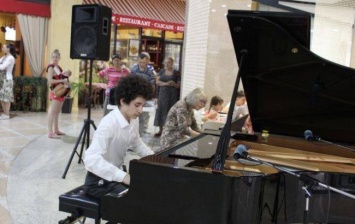 Юный пианист из Днепра выиграл международный конкурс