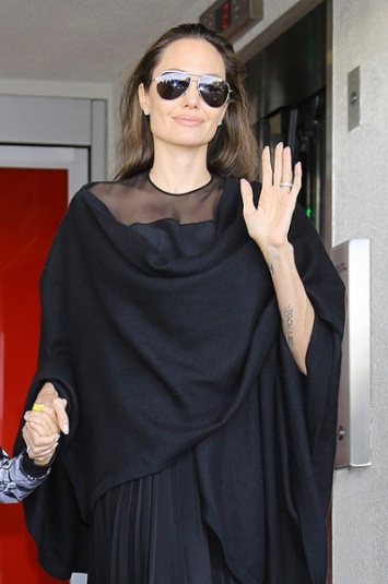 Анджелина Джоли в очередной раз поразила худобой