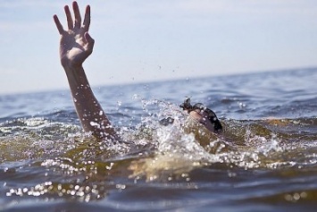 С начала лета на Днепропетровщине на водоемах погибли 10 человек, из них 2 - дети