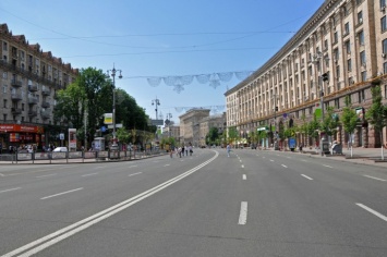 На выходные 25 и 26 июня для наземного транспорта перекроют улицу Крещатик