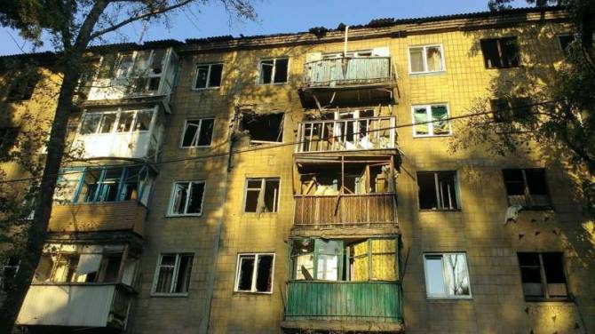 После вчерашней бойни Донецку возвращают свет и воду