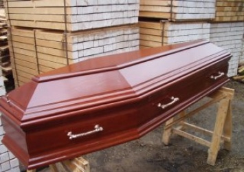 В Перми чиновники заказали элитные гробы с капсулами