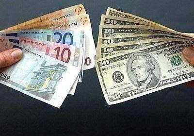 В Кабмине дали прогноз на курс доллара на 2016 год