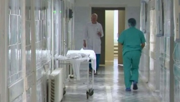 В Азербайджане хирург признался, что по ошибке ампутировал пациентке не ту ногу