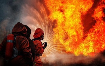 ГСЧС предупреждают о чрезвычайной пожарной опасности по Украине 25-27 июня