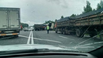 В Красноярском крае на федеральной трассе М-53 произошло серьезное ДТП