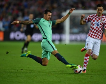 Португалия вышла в четвертьфинал Евро-2016, обыграв Хорватию