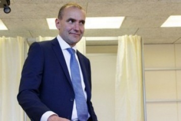 Университетский преподаватель выиграл выборы президента в Исландии