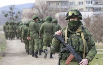 Военные РФ на Донбассе продолжают увольняться из-за низкой зарплаты, - разведка