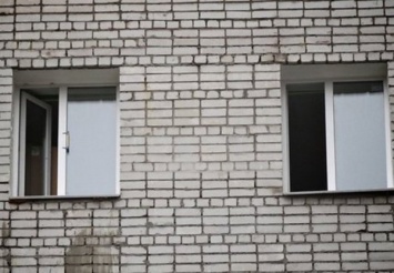 В Москве пациент упал с восьмого этажа больницы