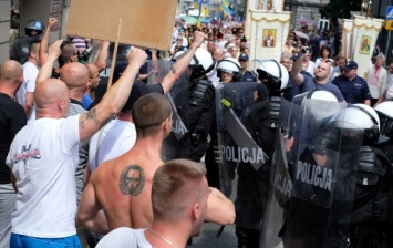 В Польше напали на процессию с чествования Сечевых стрельцов