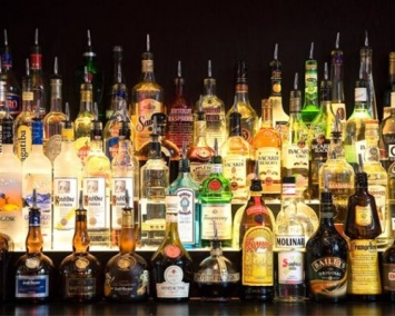 Ученые: Употребление алкоголя в любых дозах может вызвать рак