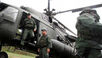 В Колумбии пропал вертолет с 16 военными на борту, - источник