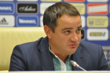 В июле у украинской сборной по футболу появится новый тренер