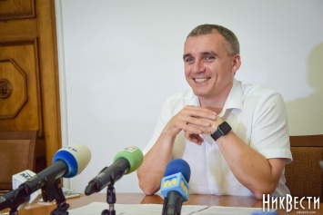 Сенкевич заявил, что единственным среди бизнесменов и политиков, кто хоть как-то помог ему на выборах, был Вадатурский
