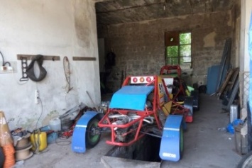 Семья из Днепра делает гоночные машины из запчастей (ФОТО)