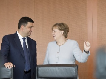 А.Меркель анонсировала экономическую конференцию с участием Германии осенью в Киеве