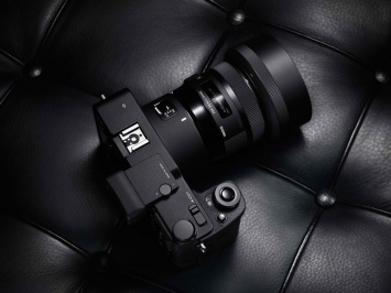 Названа цена и дата начала продаж камеры Sigma sd Quattro