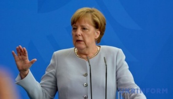 Меркель не знает, когда политики договорятся относительно Донбасса