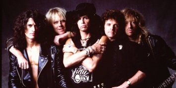 Группа Aerosmith распадается: легендарные рокеры анонсировали прощальный тур