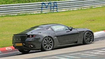 Aston Martin вывел на тесты новый Vantage