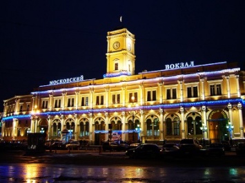 В Петербурге эвакуировали Московский вокзал