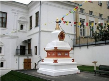 Буддисты просят президента не сносить их святыню в центре Москвы