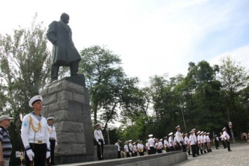 В Одессе празднуют День Конституции. Фото