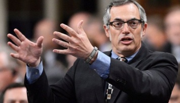 Канадская оппозиция призывает правительство к более решительной внешней политики