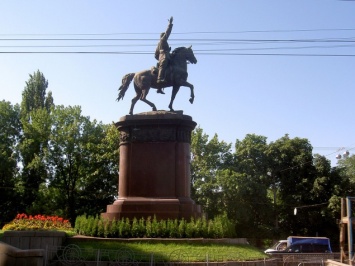 Националисты из ОУН анонсировали на 30 июня снос конного памятника Щорсу в Киеве