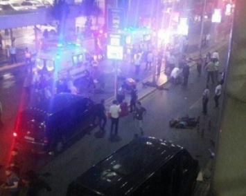 Взрывы в Стамбуле: много погибших и раненых (ФОТО, ВИДЕО)