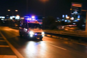 Турецкие власти ввели временный запрет на освещение в СМИ ситуации, со взрывами в аэропорту Стамбула
