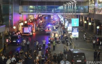 Теракт в аэропорту Стамбула: число жертв не менее 36 человек, среди погибших - украинка