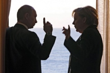 Меркель не нашла причин для отмены санкций против России