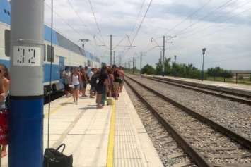 Уехать в Днепр: железнодорожный треш или как ПЖД издевается над пассажирами, которые хотят уехать с моря
