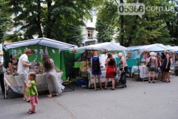 Кременчугское управление торговли хочет запретить общественным организациям проводить ярмарки