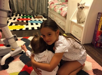 Ксения Бородина опубликовала снимок своих дочерей