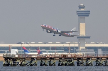 Терминал аэропорта Кеннеди в Нью-Йорке эвакуируют из-за опасения взрыва